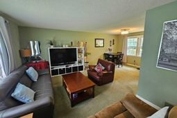 625 Challedon Drive  photo 4