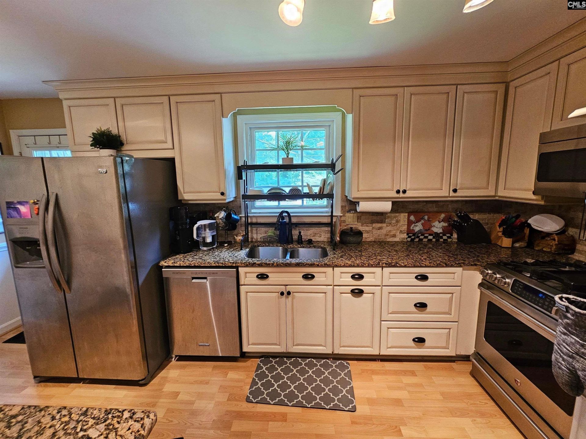 625 Challedon Drive  Photo 8