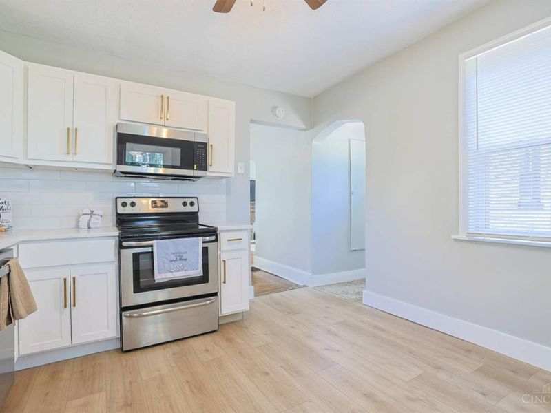 5052 Casa Loma Boulevard, Green Township, OH 45238 Photo 12