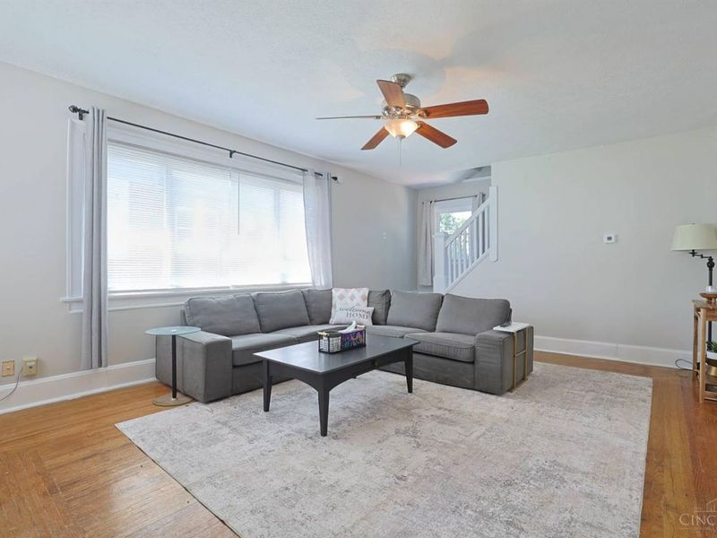 5052 Casa Loma Boulevard, Green Township, OH 45238 Photo 4