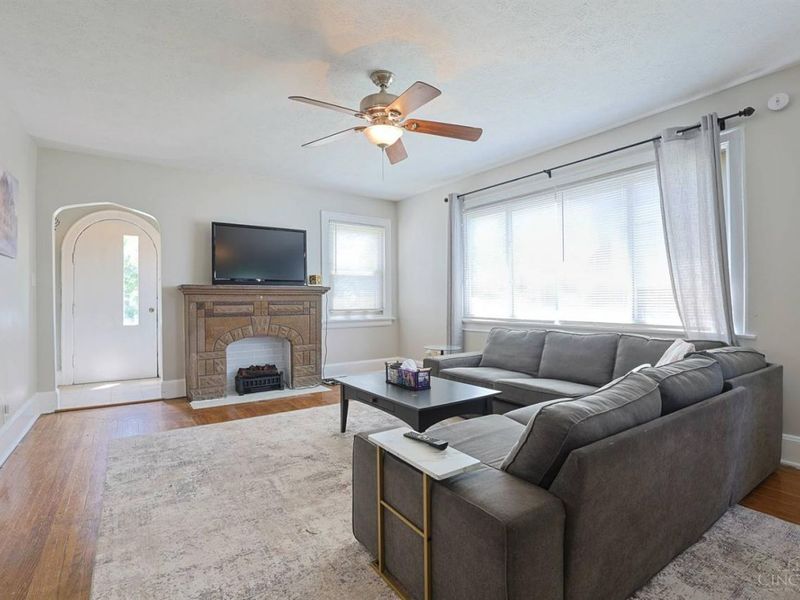 5052 Casa Loma Boulevard, Green Township, OH 45238 Photo 6