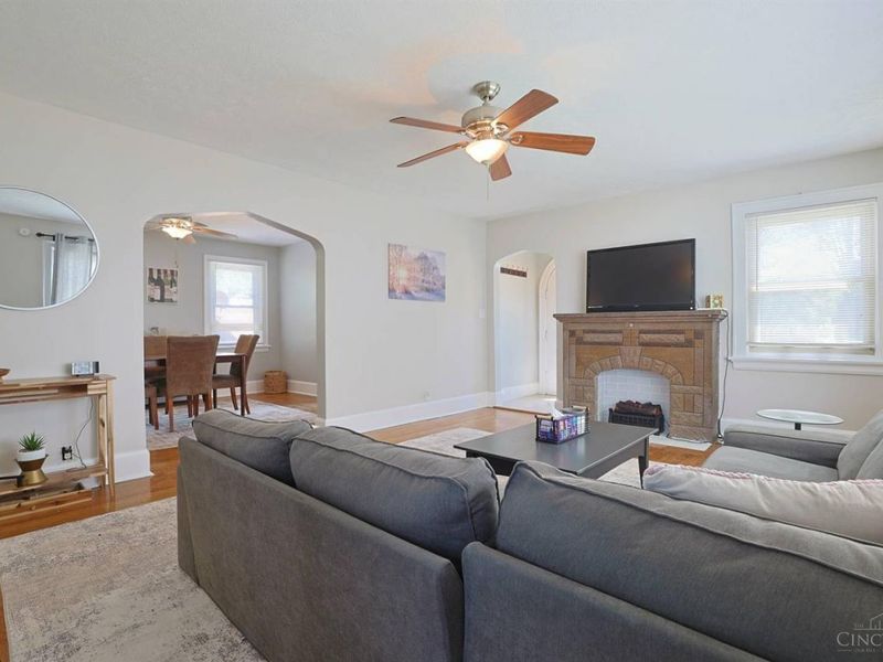 5052 Casa Loma Boulevard, Green Township, OH 45238 Photo 7