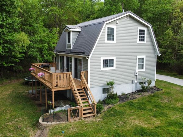 1015 Pequena Drive, Lake Isabella, MI 48893