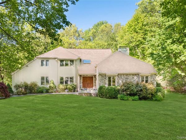 3 Breckenridge Road , Chappaqua, NY 10514