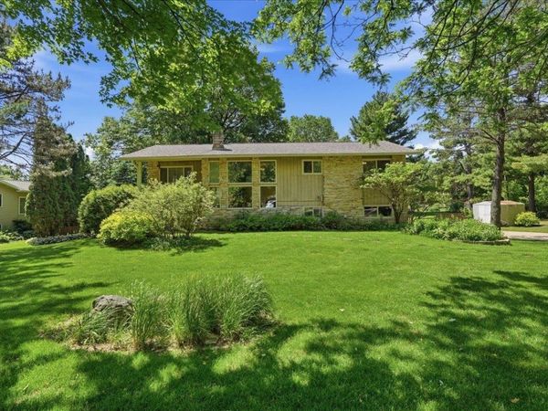 4938 Hickory Trail, Middleton, WI 53562