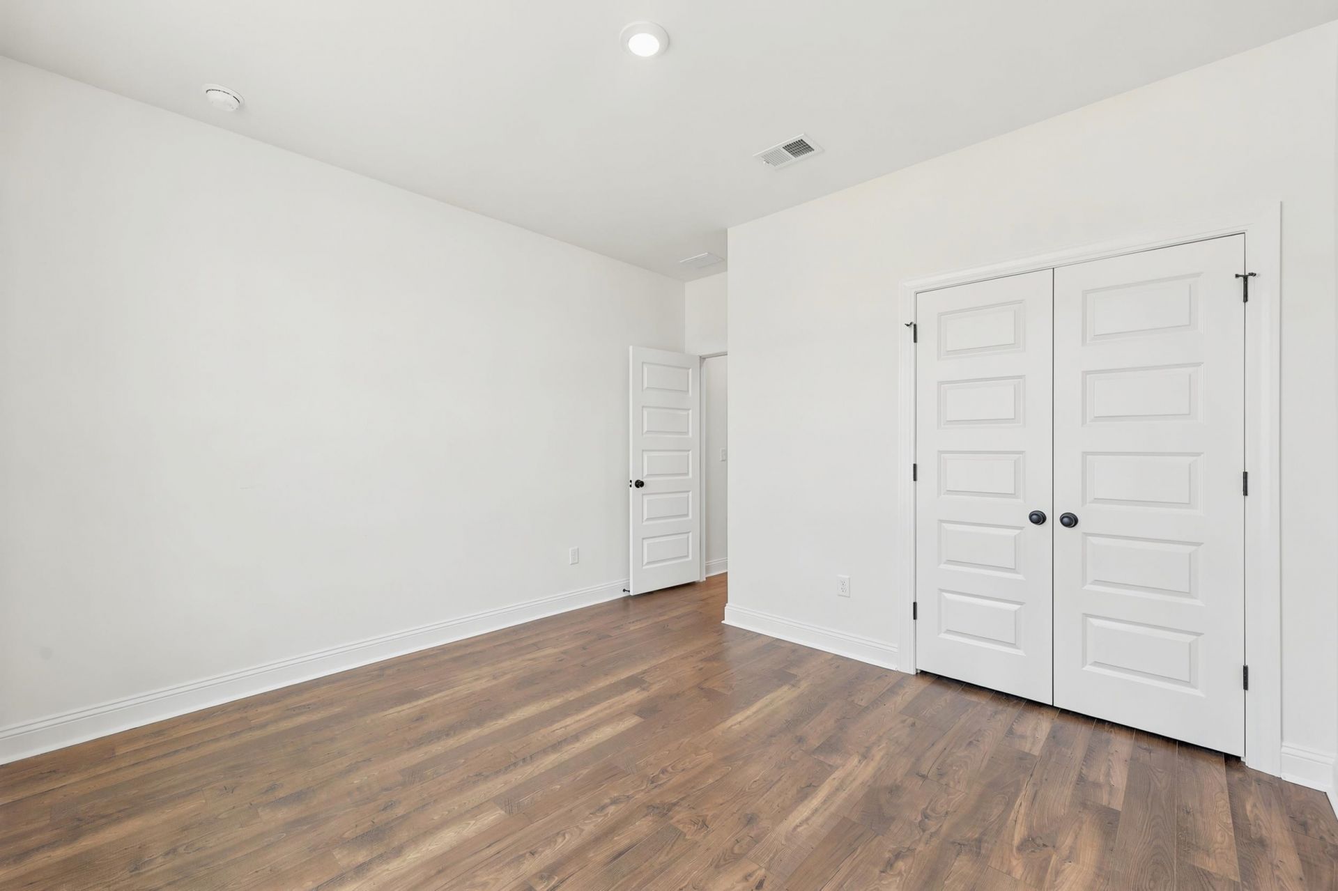 905 Inlet Keys St. Photo 26