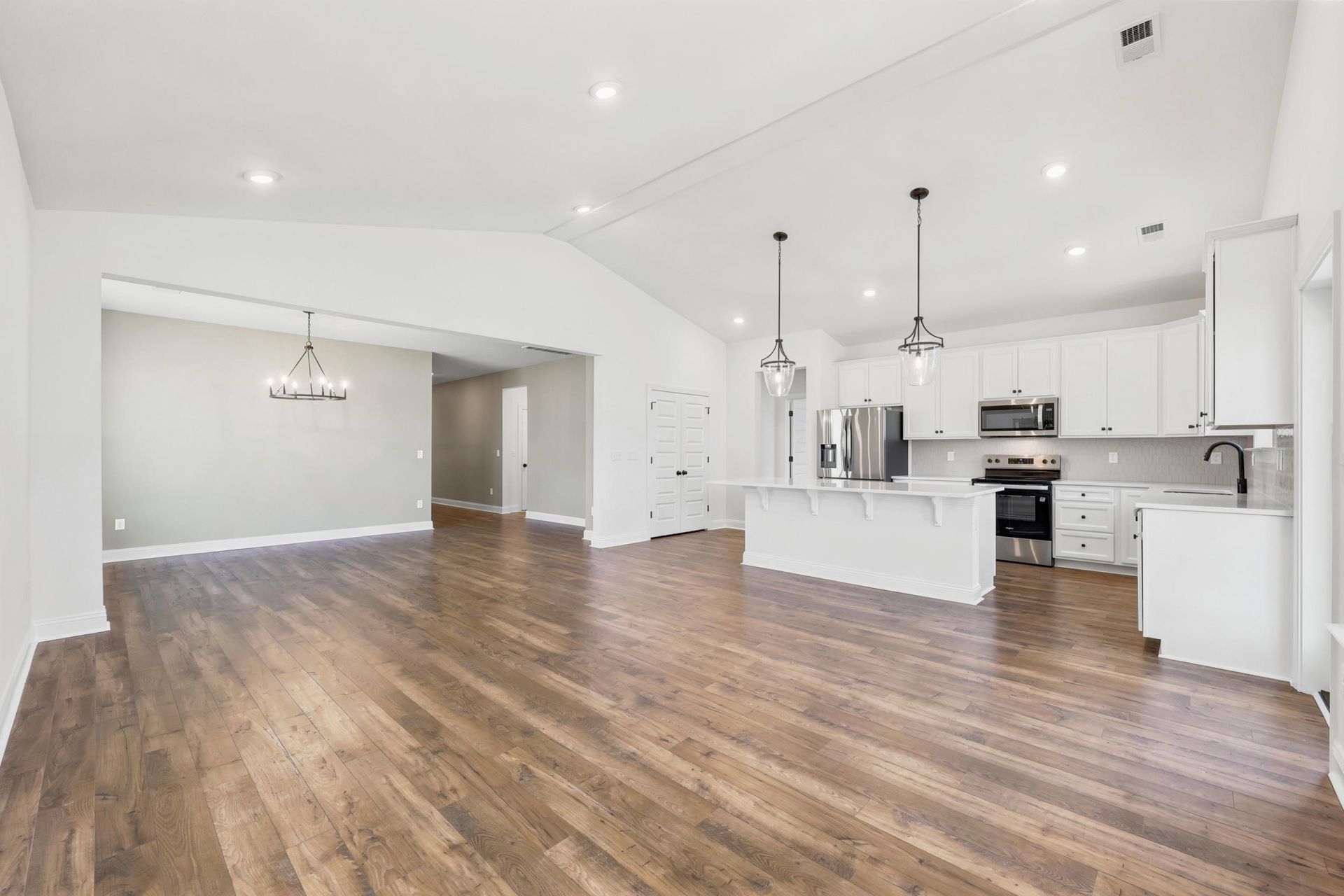905 Inlet Keys St. Photo 6