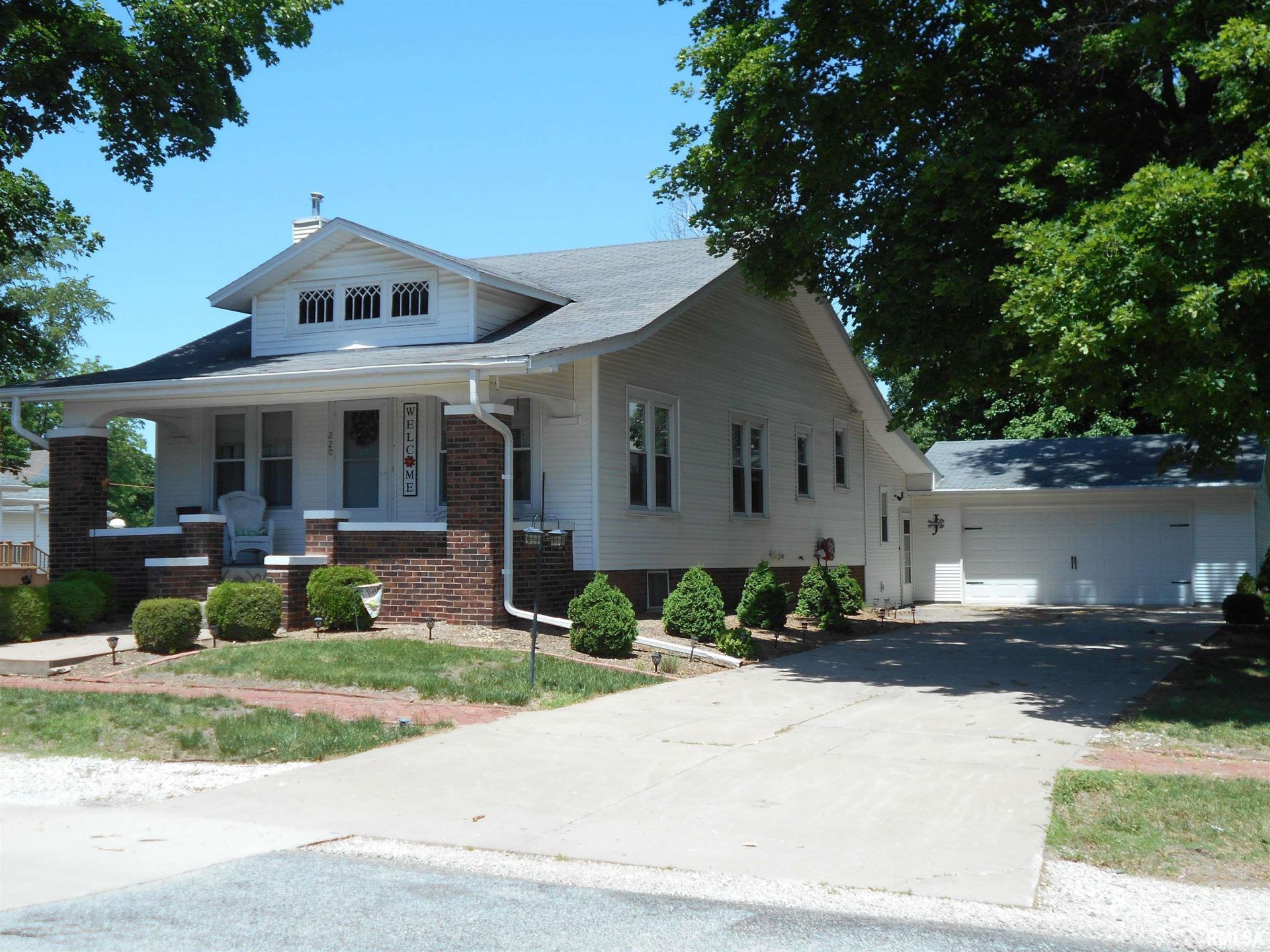 220 E Main Street, Good Hope, IL 61438 Main Photo