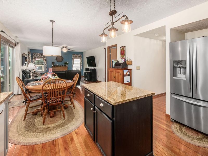 690 Quail Hollow Drive S, Marysville, OH 43040 Photo 14