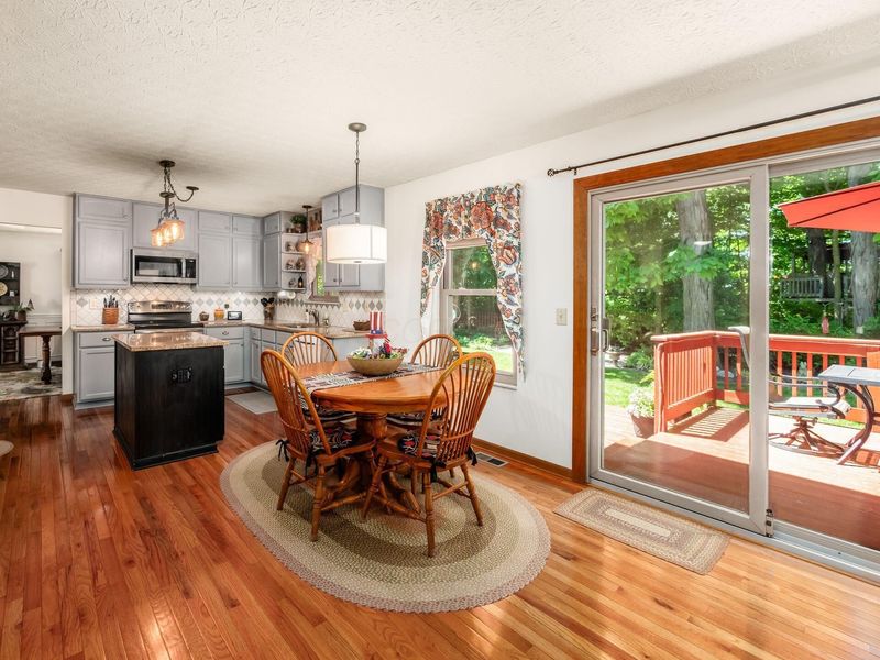 690 Quail Hollow Drive S, Marysville, OH 43040 Photo 16