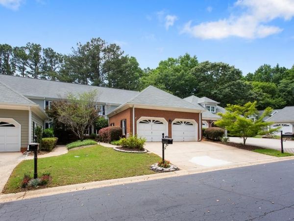 3712 Wedgewood Chase, Peachtree Corners, GA 30092