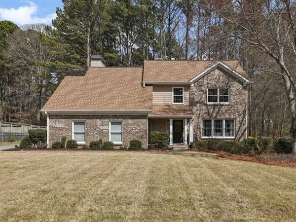 2388 Radbury Lane , Snellville, GA 30078
