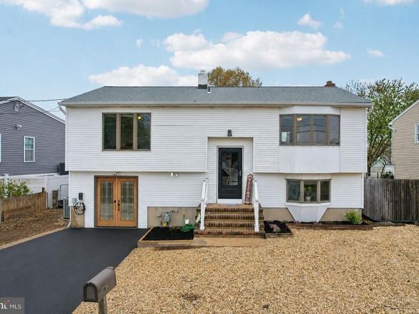 3138 OCEANIC DRIVE, TOMS RIVER, NJ 08753