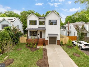 923 17TH STREET S , ARLINGTON, VA 22202
