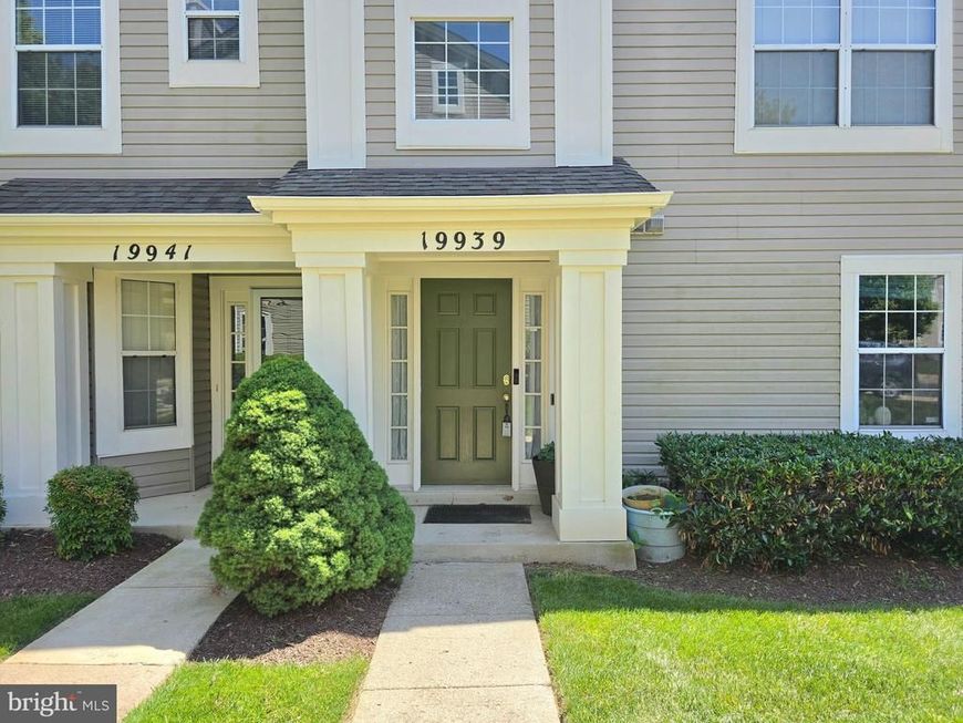 19939 Dunstable Circle, Unit 215, Germantown, MD 20876 Main Photo