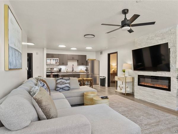 680 6th Avenue NE, Unit 1301, Tuscaloosa, AL 35404