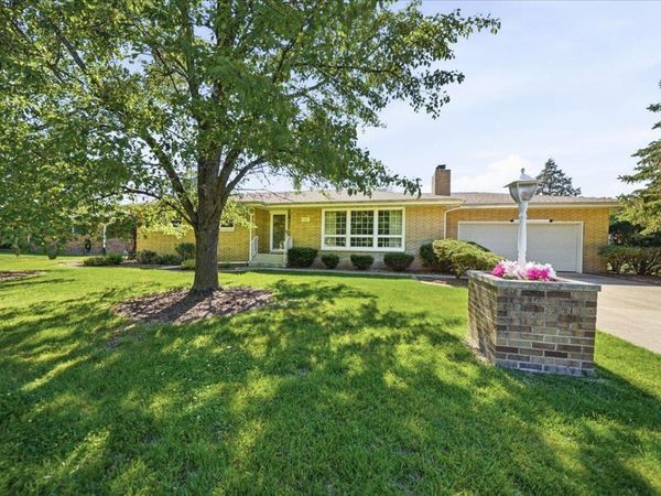 622 S Ash Street, Hobart, IN 46342
