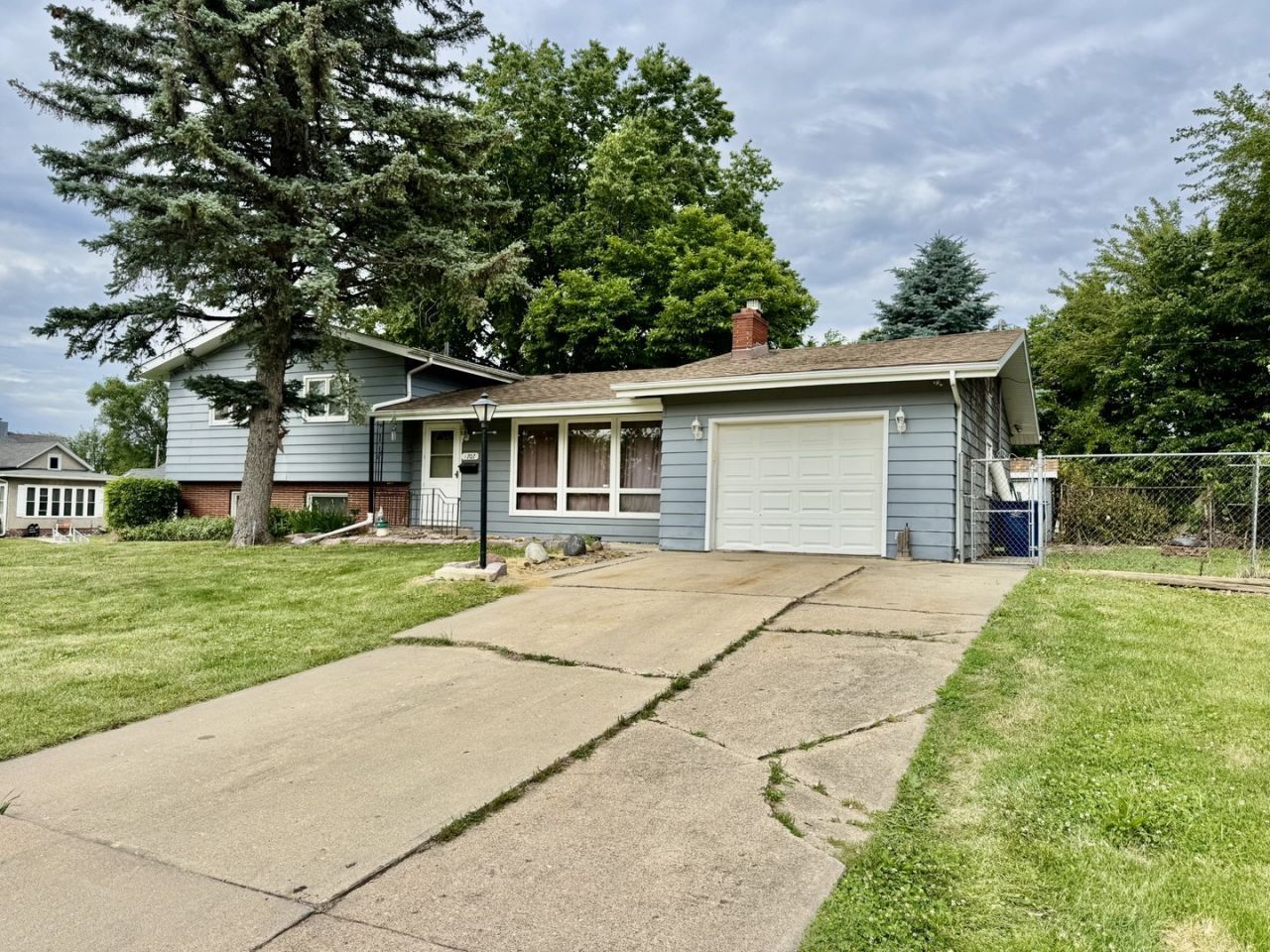 707 Bucklin Street , La Salle, IL 61301 Main Photo