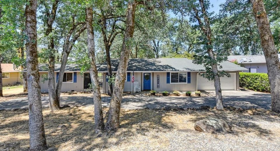 12741 Torrey Pines Dr, Auburn, CA 95602 Photo