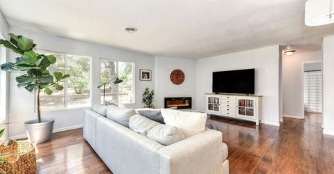 12741 Torrey Pines Dr, Auburn, CA 95602 Photo