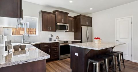 9136 Hensley Way, Elk Grove, CA 95758 Photo