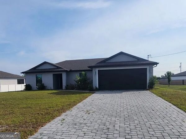 177 Blackstone Drive, Fort Myers, FL 33913