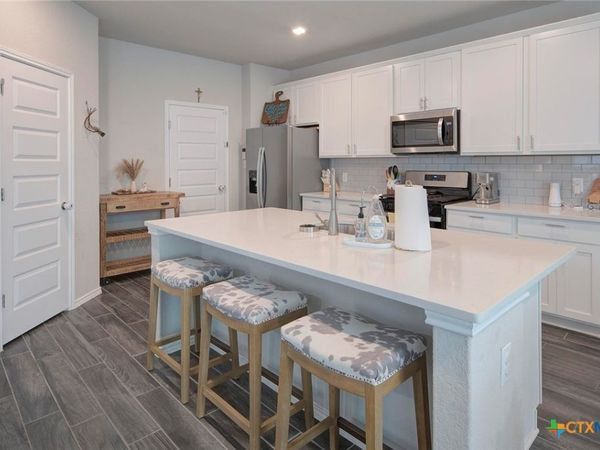 152 Honey Oak Lane , New Braunfels, TX 78130
