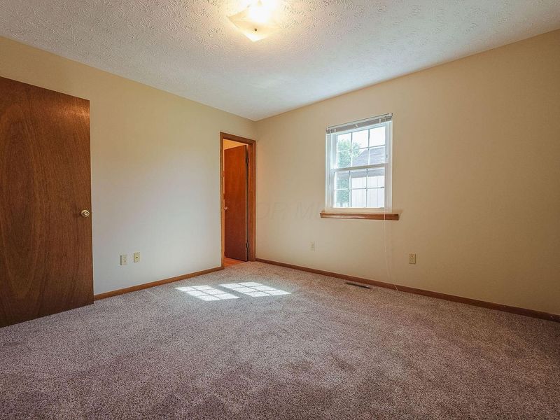 219 Saint Anns Lane , Waverly, OH 45690 Photo 31