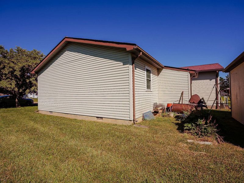 219 Saint Anns Lane , Waverly, OH 45690 Photo 5