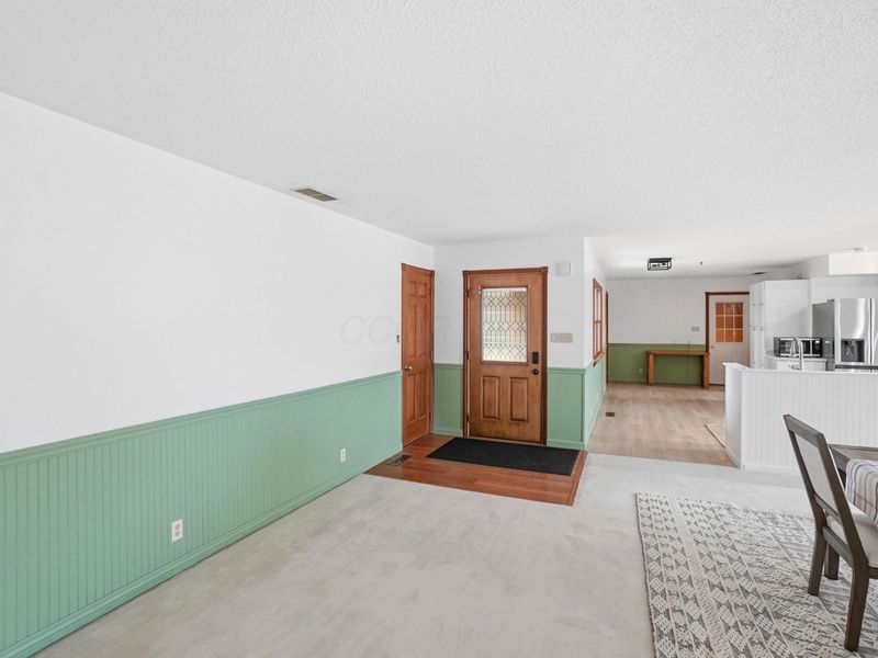 1421 Clubwood, Washington Court House, OH 43160 Photo 5