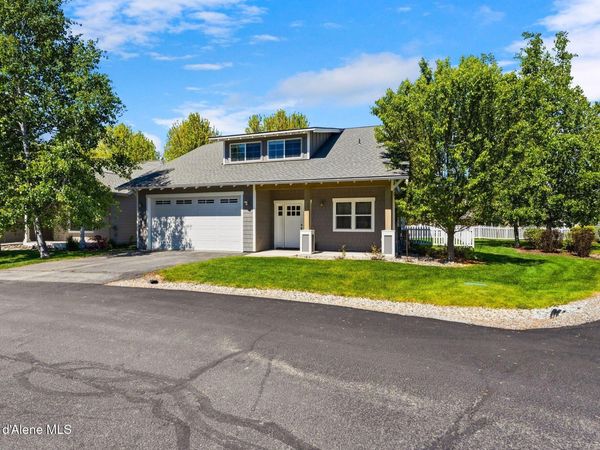 408 Becker LN , Dover, ID 83825