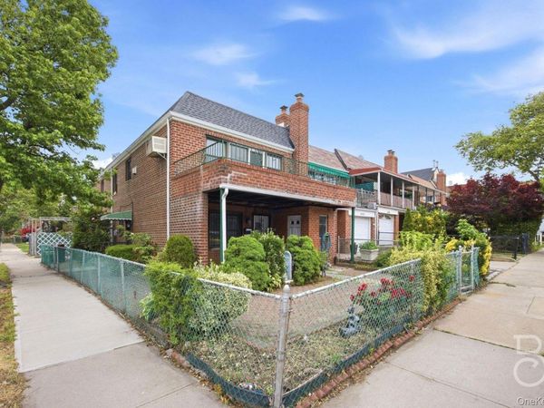 63-01 Borden Avenue , Maspeth, NY 11378