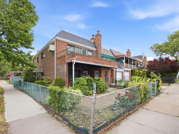 63-01 Borden Avenue, Maspeth, NY 11378