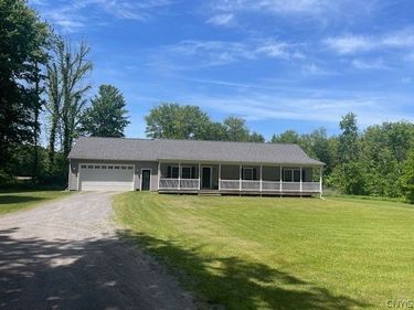 8 Brackett Road , Hannibal, NY 13074