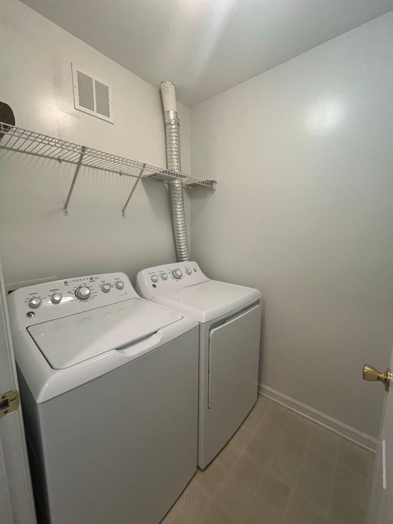 101 Brockman Way Photo 11