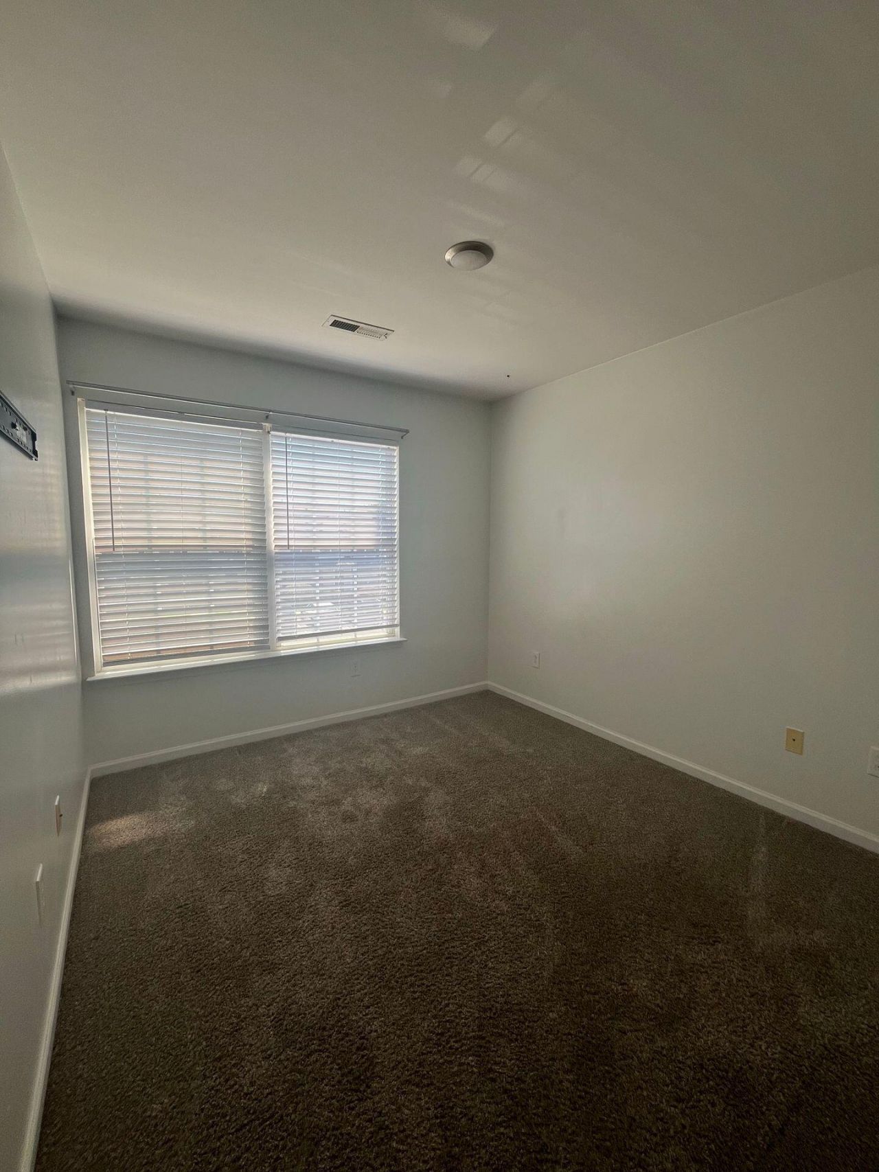 101 Brockman Way Photo 5