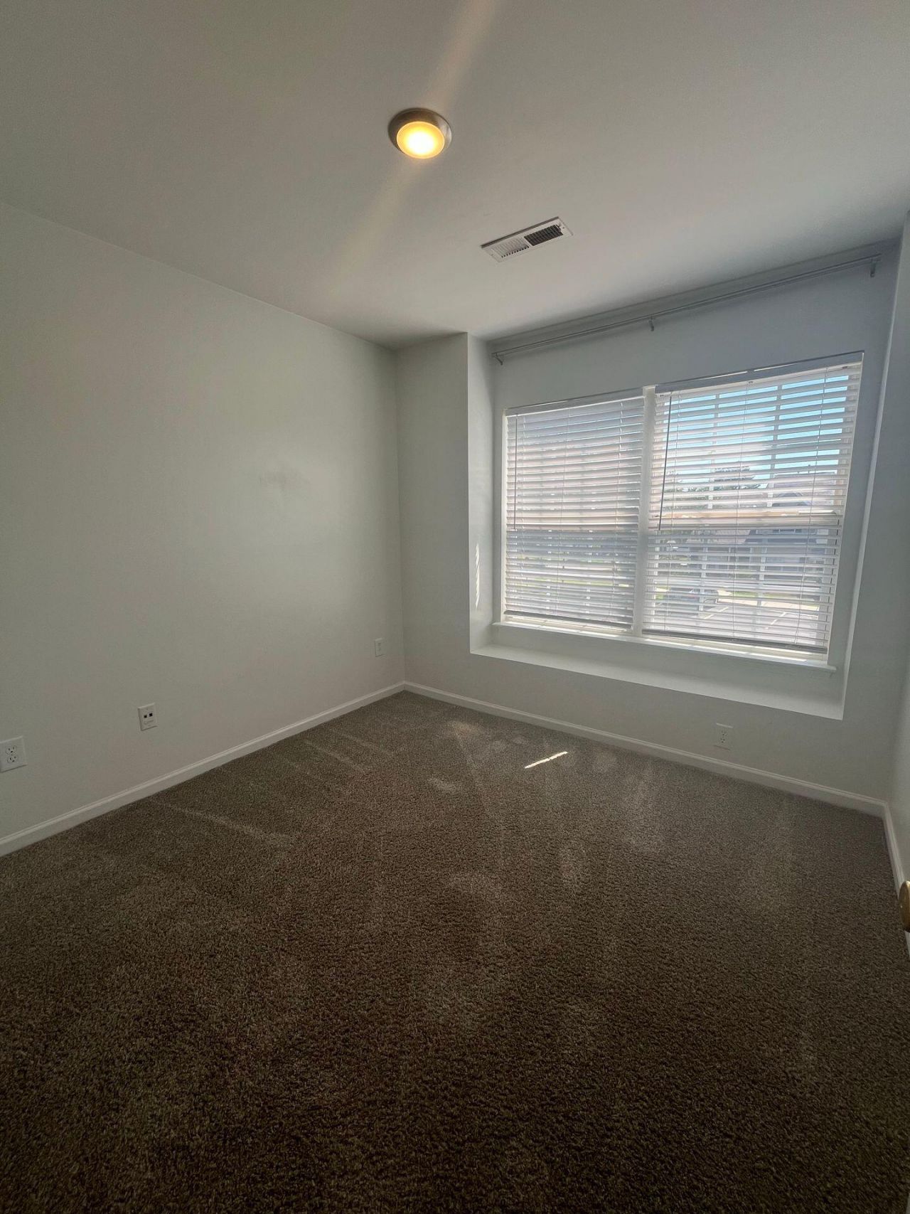 101 Brockman Way Photo 7