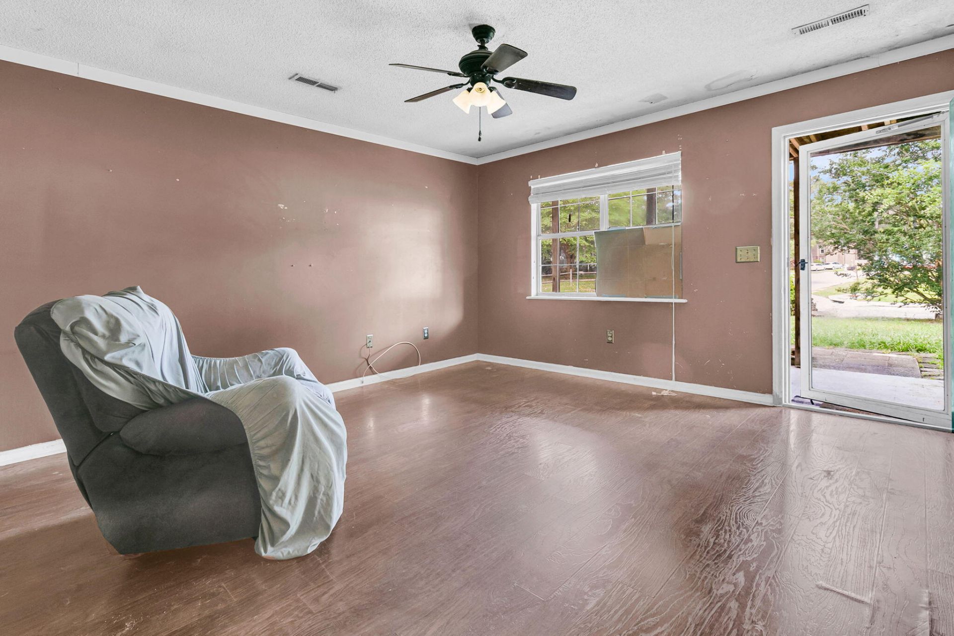 246 Winding Trail Lane Photo 4