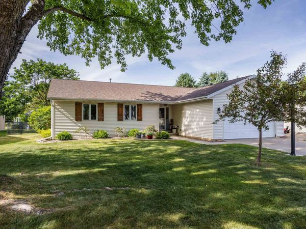 335 Belle Avenue, Belleville, WI 53508