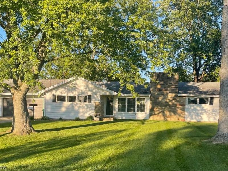 230 S Elm, Jefferson, OH 44047 Photo 1