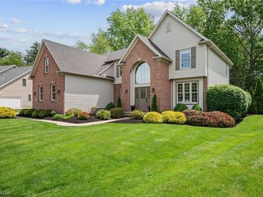 3119 Laura Lane, Westlake, OH 44145