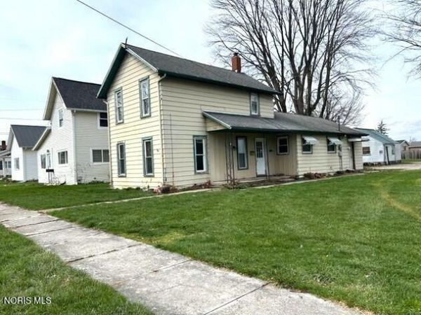 304 E Walnut Street , North Baltimore, OH 45872