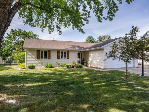 335 Belle Avenue, Belleville, WI 53508