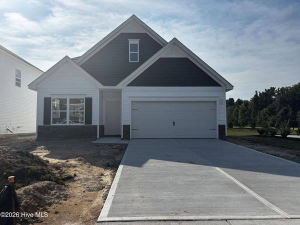 412 Barter Drive, Vass, NC 28394