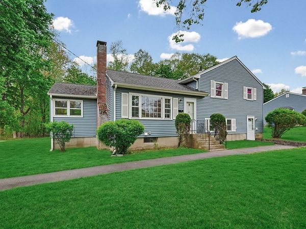 31 Cold Spring Rd., Holliston, MA 01746