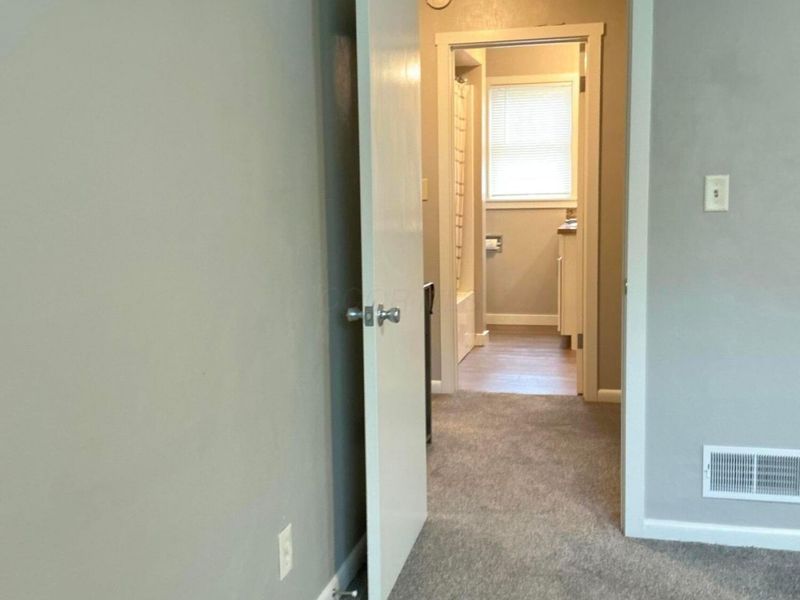 202 N 11th Street , Newark, OH 43055 Photo 9