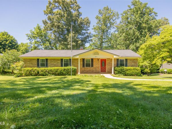 1411 Erwin Highway, Greeneville, TN 37745
