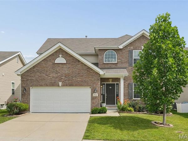 1932 Maryland Oaks Circle, Maryland Heights, MO 63146
