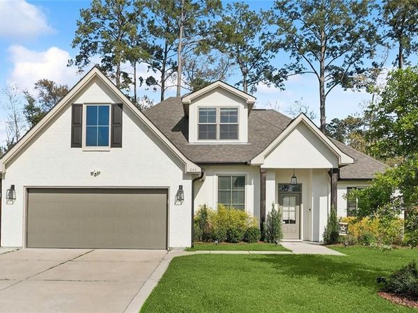 644 ENGLISH OAK Drive , Madisonville, LA 70447