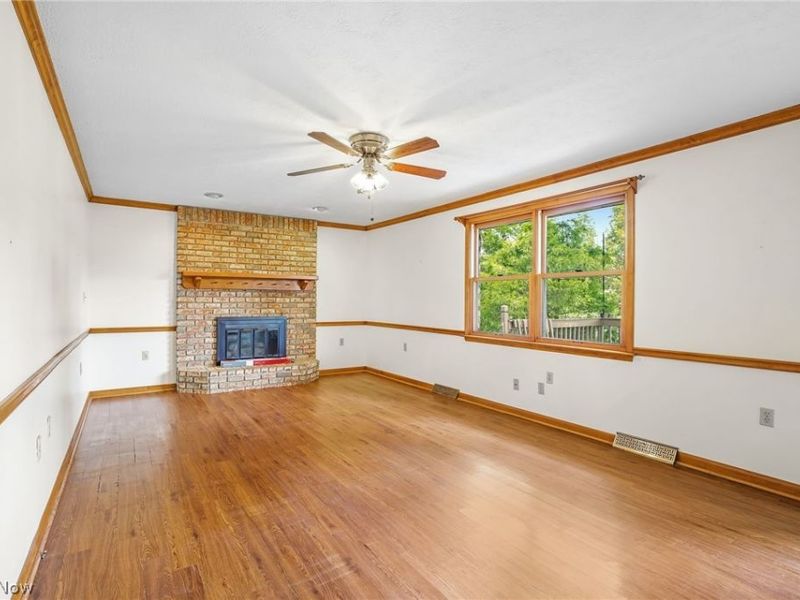 5715 Comanche Street NW, North Canton, OH 44720 Photo 3
